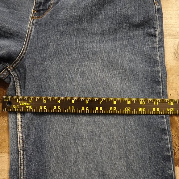 Wrangler High-Rise Wide Leg Jeans Women’s 16 Blue Denim Vintage-Inspired - Picture 9 of 14